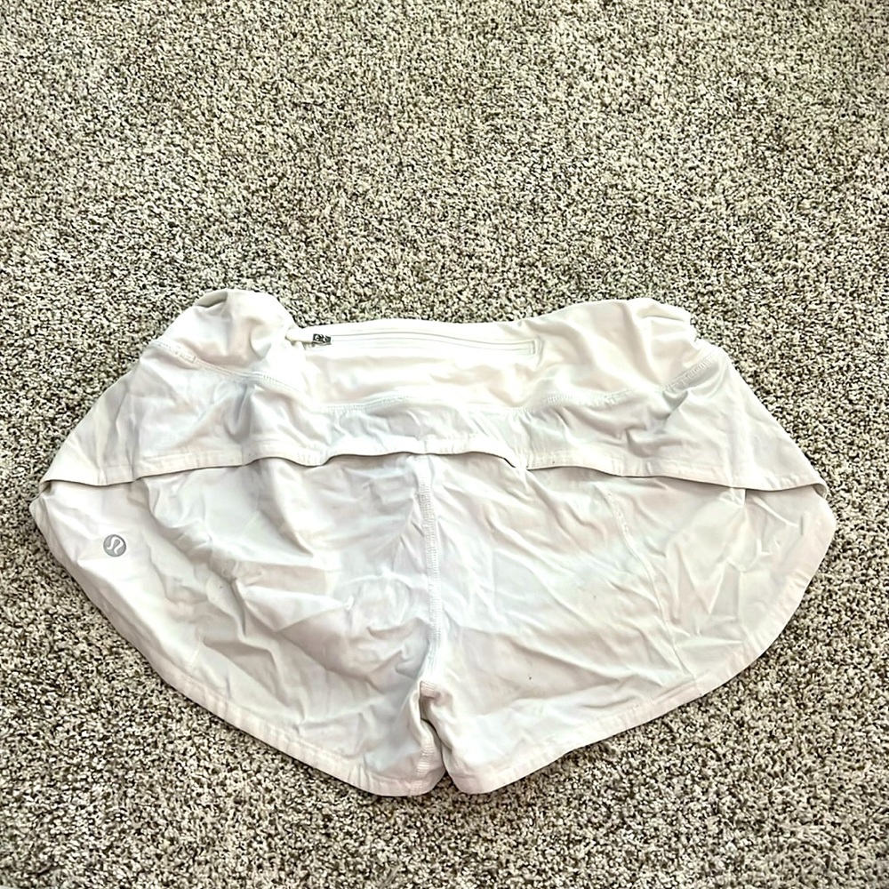Lululemon speed up low-rise lined short 2.5”
